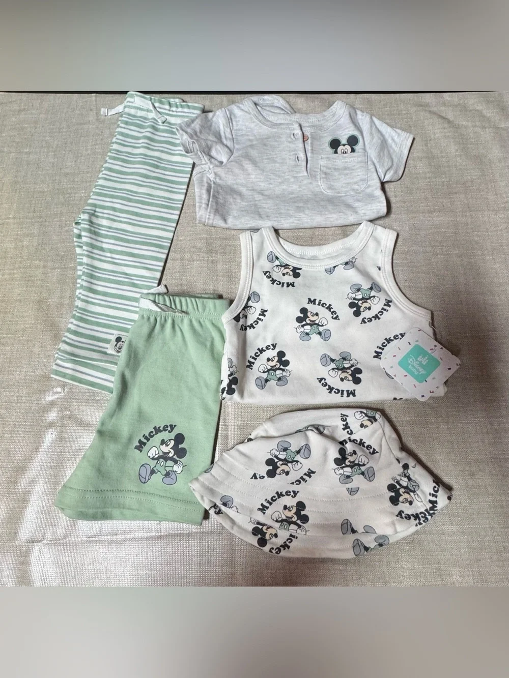 Disney Baby Mickey Green, White & Gray 5-Piece Outfit Set